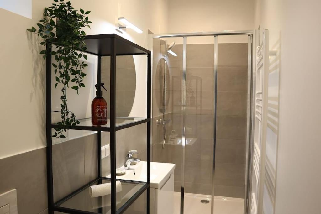 Apartamento Bloom - Cozy Apartment, 5 Stops To Center *